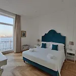 Santa Lucia Luxury * נאפולי