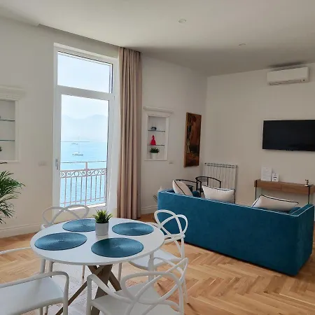 شقة Santa Lucia Luxury